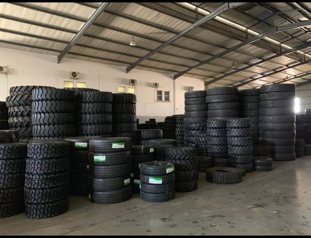 2,310M² WAREHOUSE FOR SALE IN SUNDERLAND RIDGE